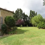 Vakantiehuis Les Pierres Du Peyrot Loubejac