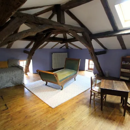 Les Pierres Du Peyrot * Loubejac