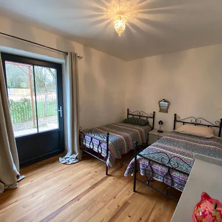 Tatil Evi Les Pierres Du Peyrot *