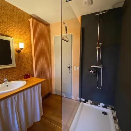 Tatil Evi Les Pierres Du Peyrot *