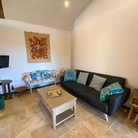 Vakantiehuis Les Pierres Du Peyrot Loubejac