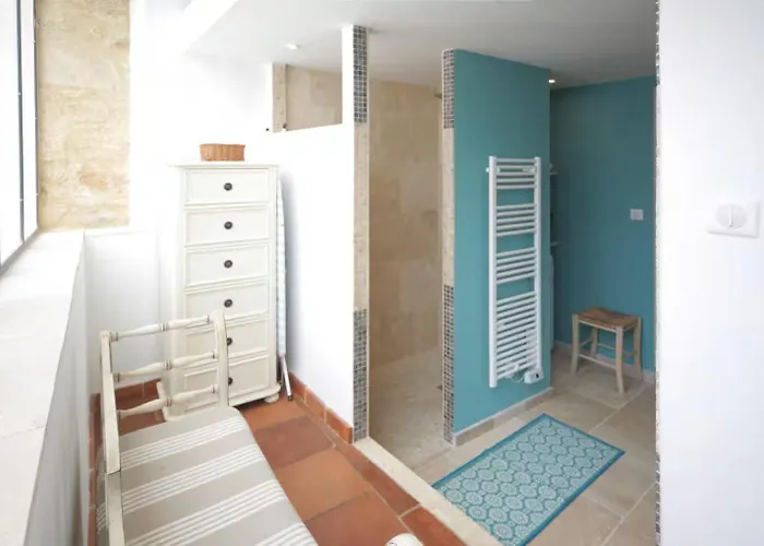 Les Pierres Du Peyrot