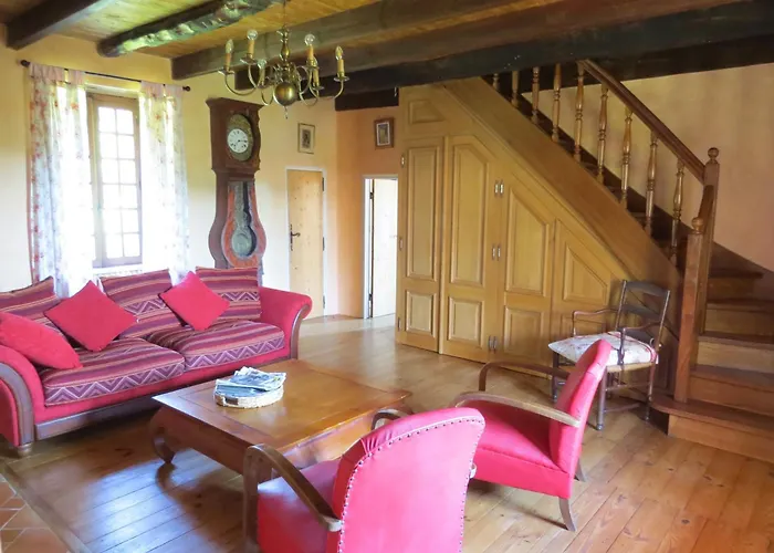 Dom wakacyjny Les Pierres Du Peyrot Loubejac