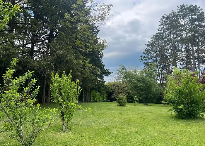 Les Pierres Du Peyrot Dom wakacyjny Loubejac