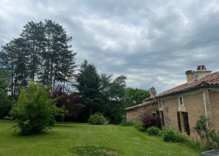 Les Pierres Du Peyrot